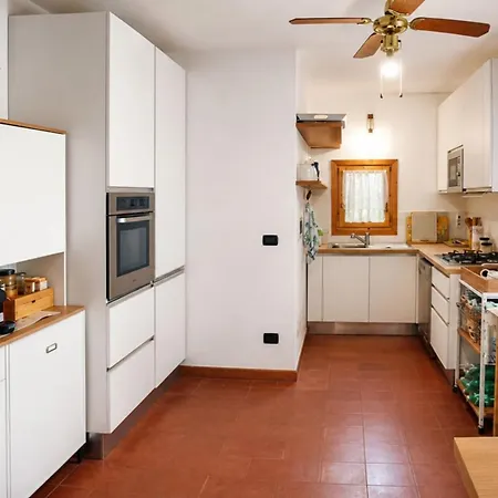 Miky Punta Asfodeli Apartman *